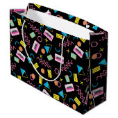 ブラックカラフル80年代80年代のレトロパターン ラージペーパーバッグ (裏面アングル)