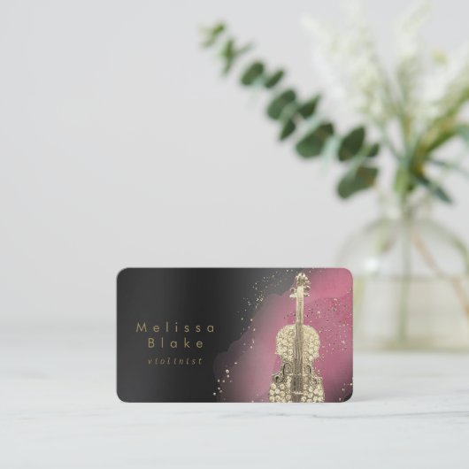 ブラックカラーのバイオリニストピンクの水色 名刺 (スタンド正面)