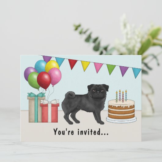 ブラックカラーパグかわいい漫画の犬のカラフル誕生日 招待状 (スタンド正面)