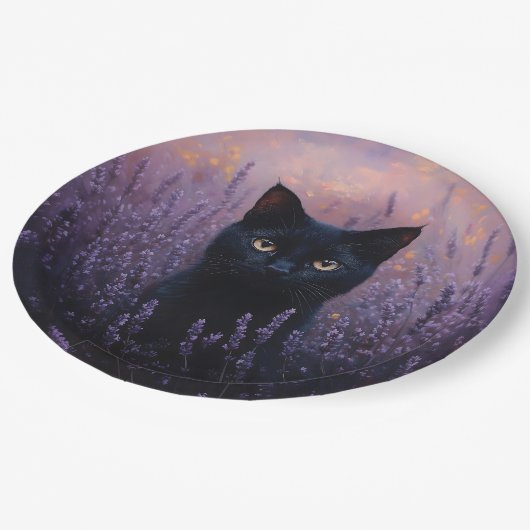 ブラックキャットインアラベンダーフィールドイラストレーション ペーパープレート (アングル)