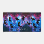 ブラックキャットオン宇宙(名前をカスタムする付き) デスクマット (正面)