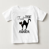 ブラックキャットトリックまたはハロウィーンの治療 ベビーTシャツ (正面)
