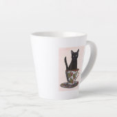 ブラックキャット・イン・ティーカップ カフェラテマグ (右アングル)