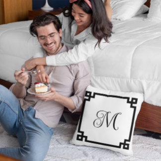 ブラックギリシャ鍵縁どモノグラム クッション