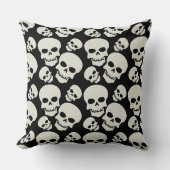 ブラックグランジスカルデザイン クッション (正面)