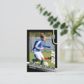 ブラックグリーンのサッカー選手トレーディングカード コーリングカード (スタンド正面)