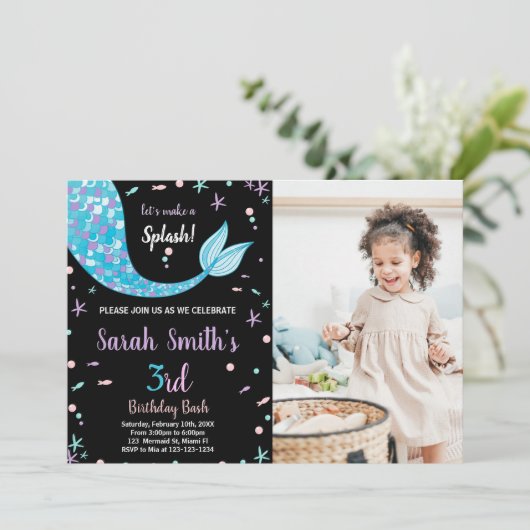 ブラックグリーンマーメイドテール誕生日と写真 招待状 (スタンド正面)