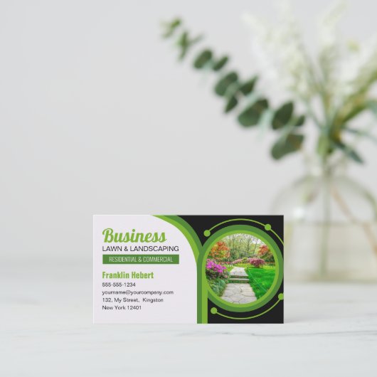 ブラックグリーン造園芝刈りメンテナンス 名刺 (スタンド正面)