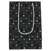 ブラックグレーよくはしゃぐピクセルのシームレスパターン ミディアムペーパーバッグ (裏面)