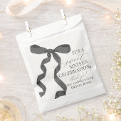 ブラックコケットボウスウィート16誕生日デザート フェイバーバッグ (クリップ留めされた状態)