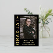 ブラックゴールドフォイル少年の卒業発表 箔招待状ポストカード (立ち正面)