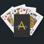 ブラックゴールド モダンスクリプト ガーリー モノグラム ネーム トランプ<br><div class="desc">ブラックとゴールドのシンプルなスクリプト モノグラム ネーム プレイイング カード。 これは、豪華で洗練されたスタイルが好きな人への、完璧なスイート 16 の誕生日、結婚式、ブライズ シャワー、記念日、ベビー シャワー、またはバチェロレッテ パーティーのギフトになります。</div>