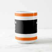 ブラックサッカー・オレンジ・ホワイトサッカーパーソナライズされたチーム コーヒーマグカップ (中央)