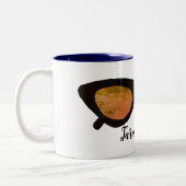 ブラックサングラスパーソナライズされた ツートーンマグカップ (左)