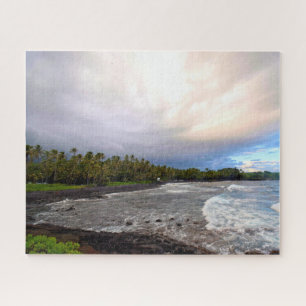 ブラックサンドビーチ - ハワイ島 - 16x20インチ ジグソーパズル