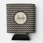 ブラックシェブロンシルバーパーソナライズされた金ゴールド 缶クーラー (裏面)