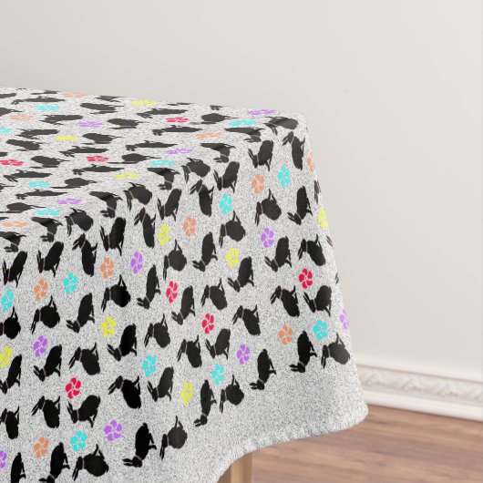 ブラックシッティングラビットフラワーかわいらし花びらグレー テーブルクロス (インサイチュ)