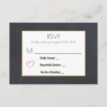 ブラックシャルボードとピンクのハートRSVP