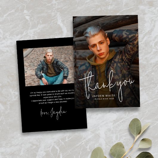 ブラックシンプルモダンスクリプト2写真卒業 サンキューカード