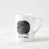ブラックシープウィズカスタム文字 ボーンチャイナマグカップ (右)