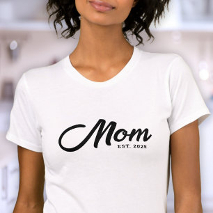 ブラックスクリプトの新米ママ認定ベビーシャワーギフト Tシャツ