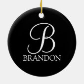 ブラックスクリプパーソナライズされたトモノグラムと名前 セラミックオーナメント (裏面)