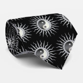 ブラックスターバスト陰陽 ネクタイ (ロール)