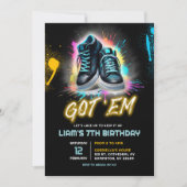 ブラックスニーカーBashシューエム得誕生日 招待状 (正面)