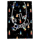 ブラックスノーフレークのクリスマススキーヤー ミディアムペーパーバッグ (正面)