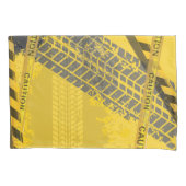 ブラックタイヤトラックトレース黄色の背面 枕カバー (正面左)