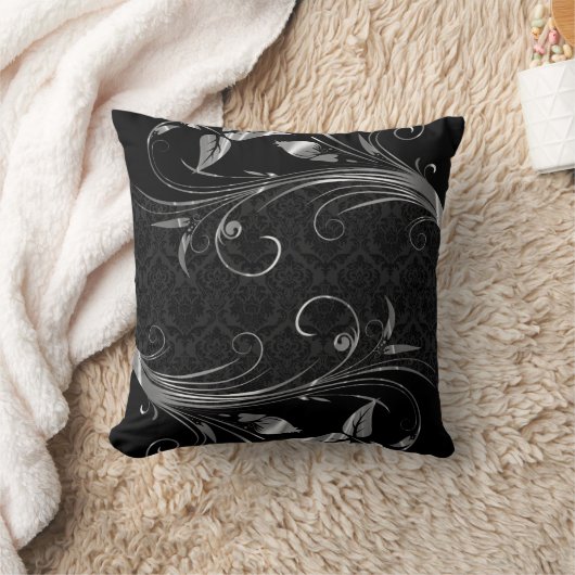 ブラックダマスクと金属銀のフローラ渦巻き クッション (ブランケット)