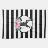 ブラックディアヘッド付き/ピンクの花と山 キッチンタオル (横)