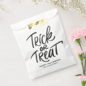 ブラックトリックまたはトリートレタリングハローウィンパーティ フェイバーバッグ (封をした状態)