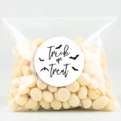 ブラックトリックまたはトリート文字とこうもりハロウィーン ラウンドシール