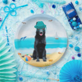 ブラックドイツシェパードドッグオンビーチ ペーパープレート (パーティー)