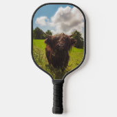 ブラックハイランド牛の放牧グリーンフィールドサンライト ピックルボールラケット (裏面)