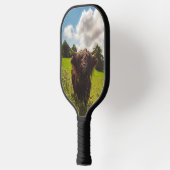 ブラックハイランド牛の放牧グリーンフィールドサンライト ピックルボールラケット (左)