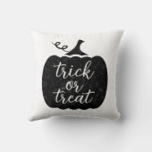 ブラックハロウィーンカボチャのトリックまたはトリートメント クッション (裏面)
