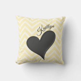 ブラックハートオンイエローシェブロンストライプ装飾用クッション クッション