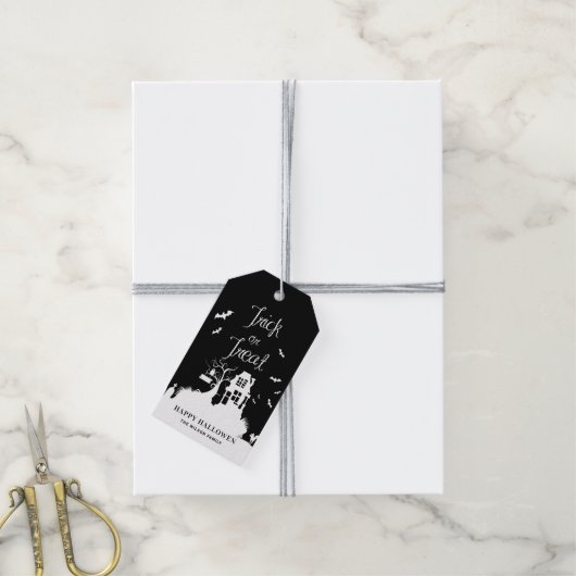 ブラックハ幽霊のよく出るウスのトリックまたはトリートハロウィーン ギフトタグ (より糸付き)