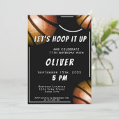 ブラックバスケッモダントボールスポーツ子供の誕生日 招待状 (スタンド正面)