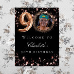 ブラックバラ金ゴールド90th photo birthday party welcome ポスター<br><div class="desc">90歳の誕生日パーティーのウェルカムポスター。黒い背景とバラ金ゴールド色の星。名前と写真をカスタマイズして追加する。</div>