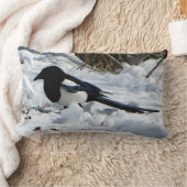 ブラックバードロッキーマウンテンマグパイ腰枕 ランバークッション (ブランケット)