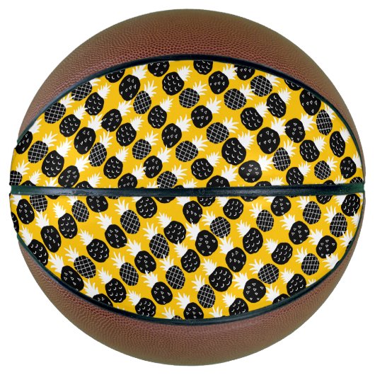 ブラックパイナップル バスケットボール (正面)