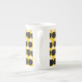 ブラックパイナップル ボーンチャイナマグカップ (裏面)