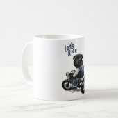 ブラックパグオンオートバイカートゥーンイラストレーション コーヒーマグカップ (正面左)