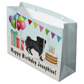 ブラックパグキュート漫画の犬カラフル誕生日 ラージペーパーバッグ (裏面アングル)