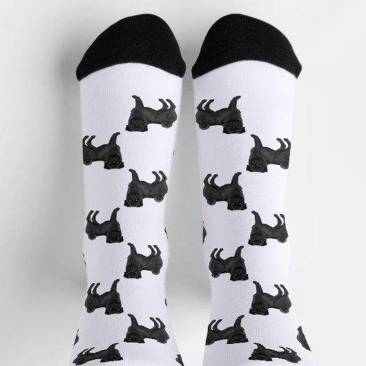 ブラックパグドッグモップデザインかわいい漫画ドッグパターン ソックス (上部)