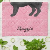 ブラックパグ犬かわいいモップと名前のピンクのハート キッチンタオル (折り畳み)