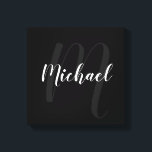 ブラックパーソナライズされたモノグラムと名前 キャンバスプリント<br><div class="desc">モノグラムパーソナライズされたとファミリー名のギフト白いスクリプトのフォントスタイルに名前を付け、黒い背景にグレーのスクリプモダントのフォントスタイルにモノグラムを背景にモダン。</div>